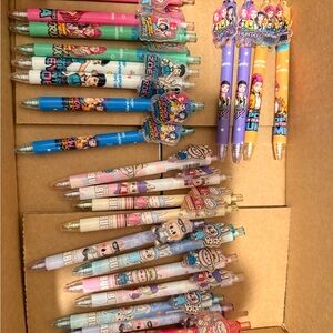 Source Unknown Cartoon Character Party Pen Set